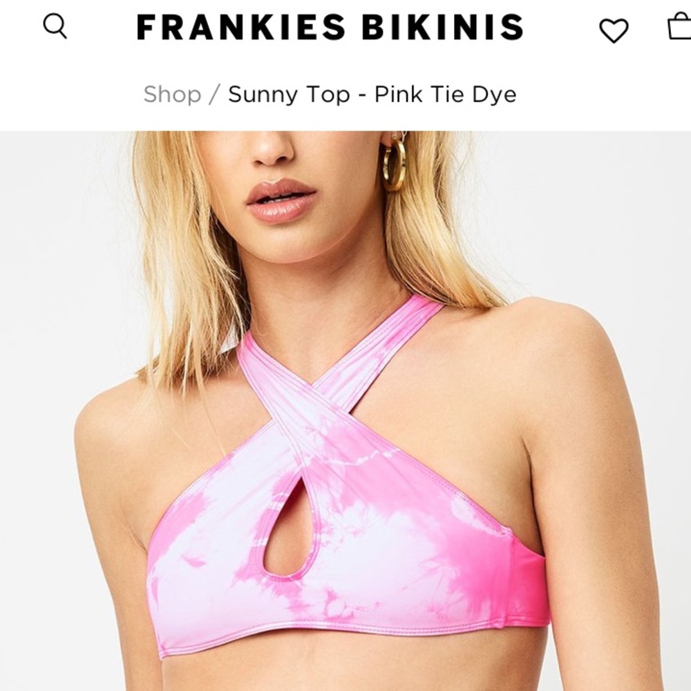 Frankie’s pink tie dye Sophia Richie top